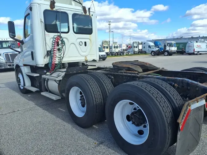 2019 FREIGHTLINER/MERCEDES NEW CASCADIA PX126646fc24d9d53b7233381b3cf478f6904fd