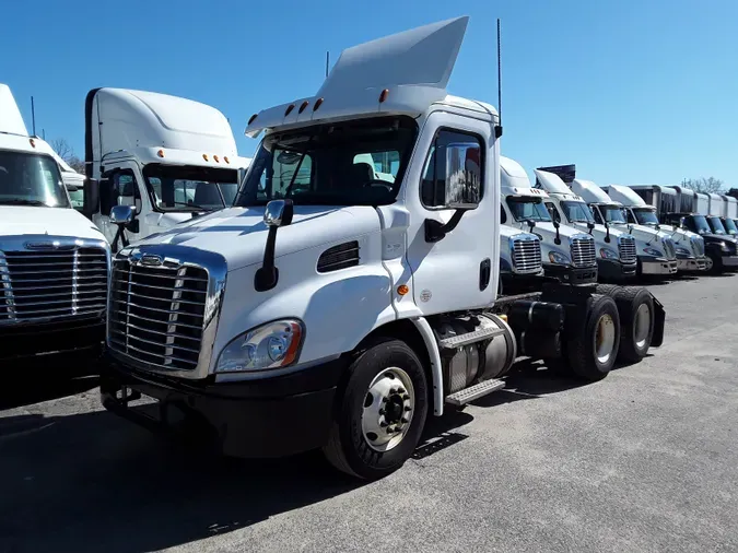 2017 FREIGHTLINER/MERCEDES CASCADIA 1136fc324fb396bc17e9ce933eb4d043cef