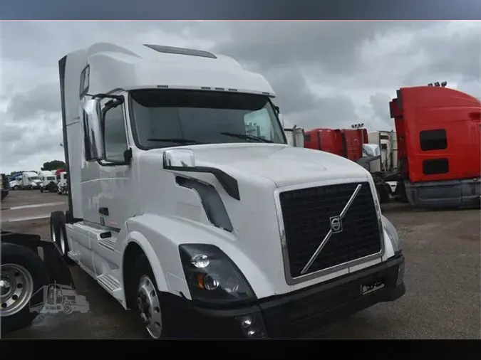 2019 VOLVO VNL64T760