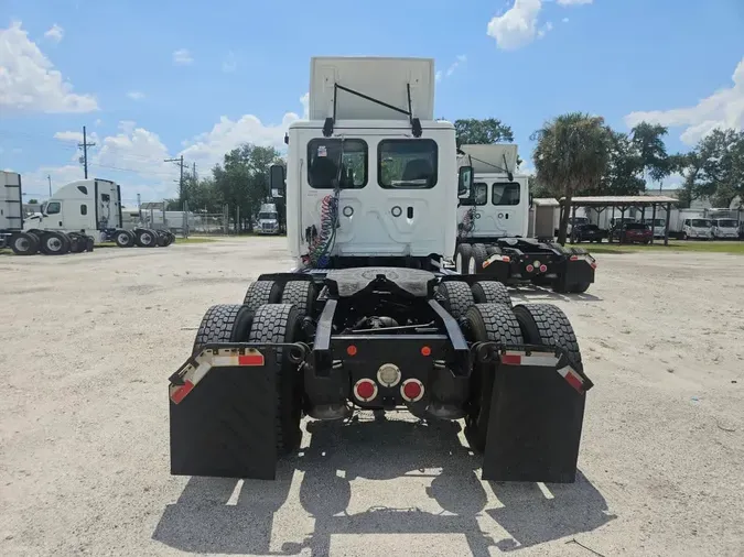 2019 FREIGHTLINER CASCADIA 125