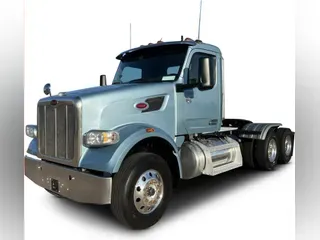 2022 Peterbilt 567