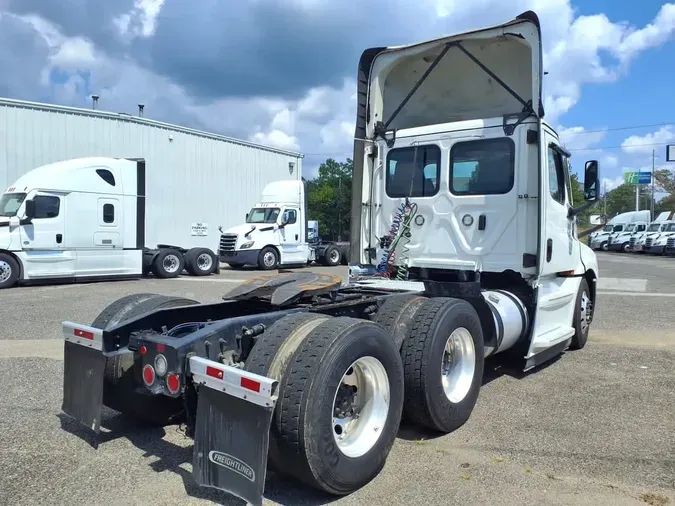 2023 FREIGHTLINER/MERCEDES NEW CASCADIA PX126646fcf58a09b9de769092365559eb5b6ff
