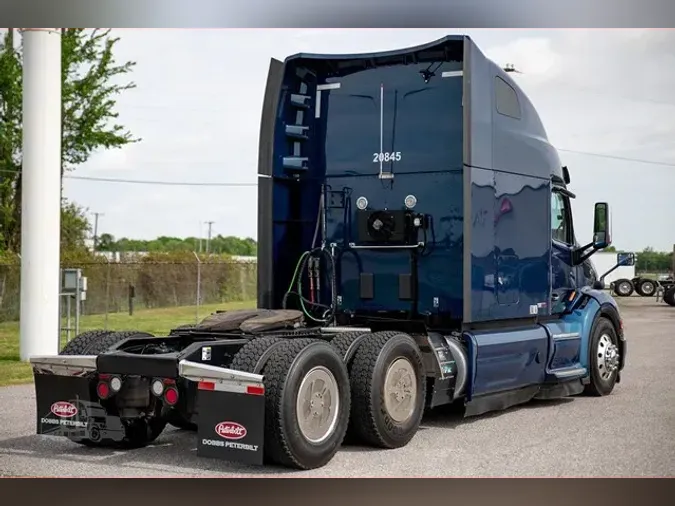 2020 PETERBILT 579