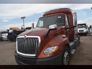2019 INTERNATIONAL LT
