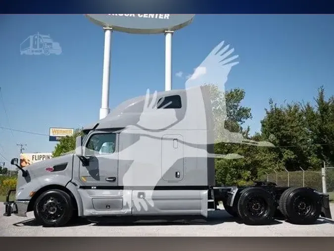 2021 PETERBILT 579