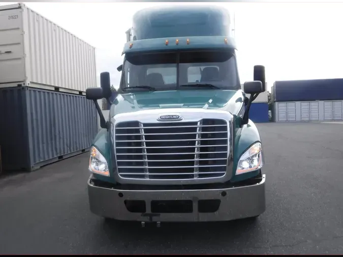 2018 FREIGHTLINER/MERCEDES CASCADIA 125