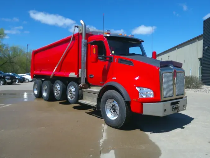 2020 Kenworth T880