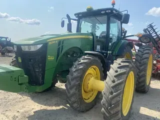 2015 John Deere 8295R