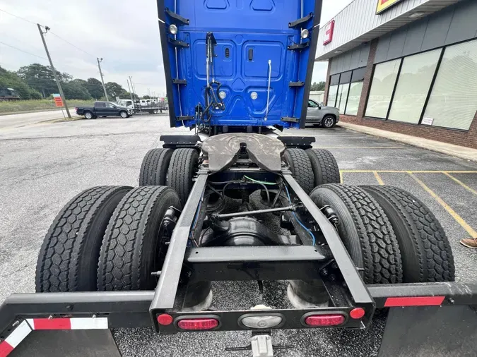 2020 Freightliner Cascadia