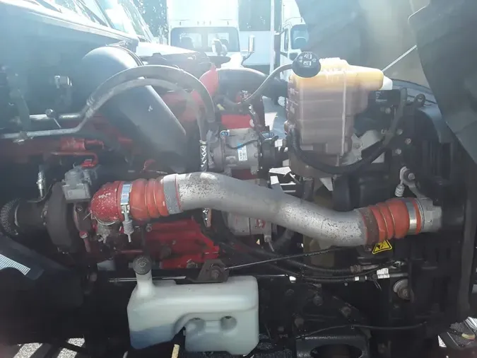 2019 NAVISTAR INTERNATIONAL LT625 DAYCAB T/A