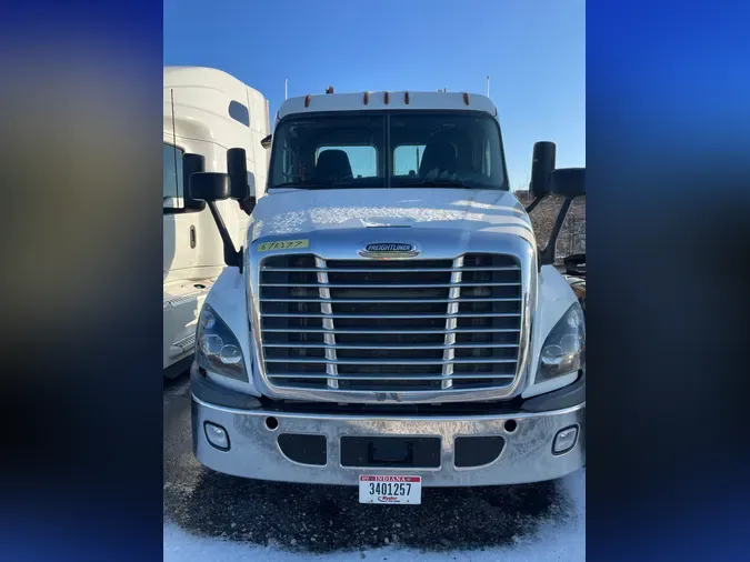 2017 FREIGHTLINER/MERCEDES CASCADIA 125