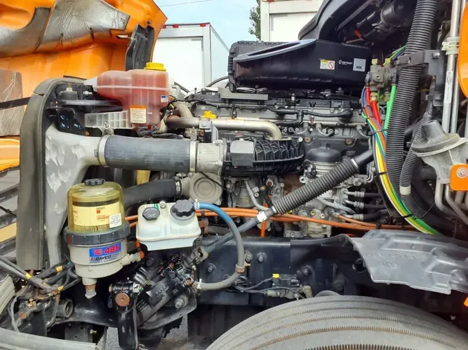 2019 FREIGHTLINER NEW CASCADIA PX12664