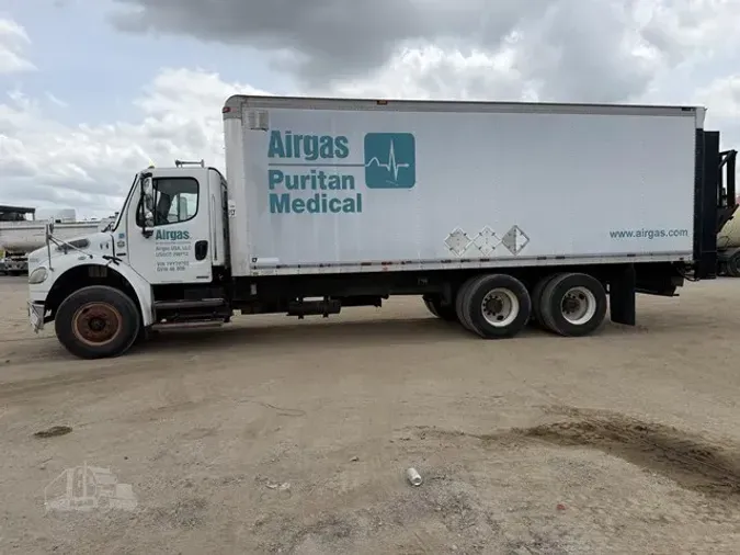 2007 FREIGHTLINER BUSINESS CLASS M2 106