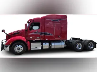 2022 Peterbilt 579