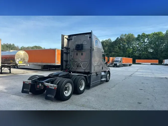 2021 Freightliner Cascadia