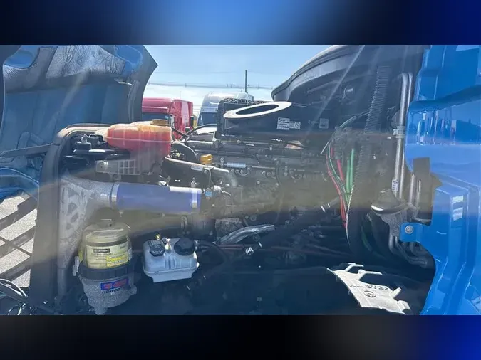 2022 FREIGHTLINER CA126