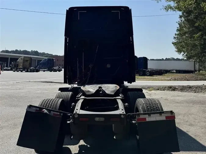 2020 FREIGHTLINER CA1266ff1595918943673682cfba7f2204ac0