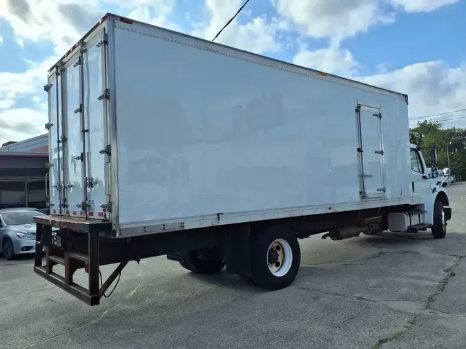 2016 FREIGHTLINER/MERCEDES M2 106