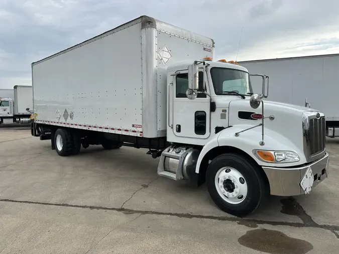 2020 Peterbilt 337