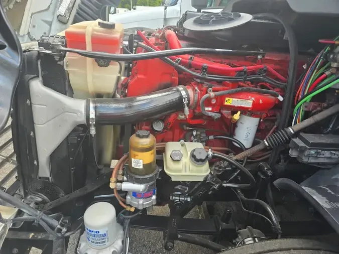 2016 FREIGHTLINER/MERCEDES CASCADIA 125