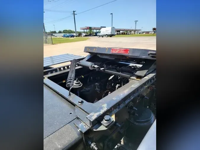2022 Peterbilt 389