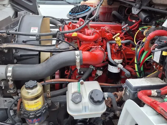 2019 FREIGHTLINER M2 106