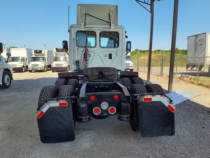 2017 FREIGHTLINER/MERCEDES CASCADIA 125