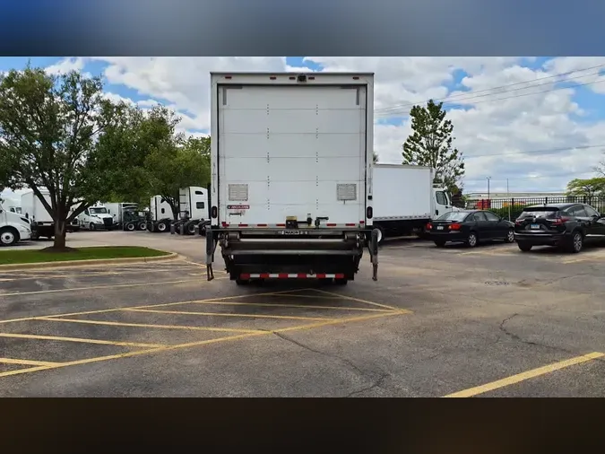 2019 FREIGHTLINER/MERCEDES M2 106