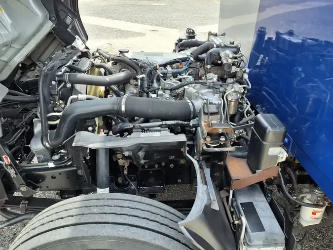 2019 ISUZU NRR