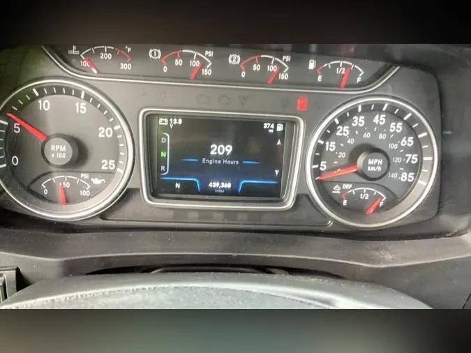 2020 International LT