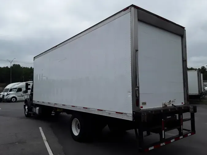 2018 FREIGHTLINER M2 106