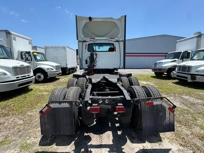2020 NAVISTAR INTERNATIONAL LT625 DAYCAB T/A
