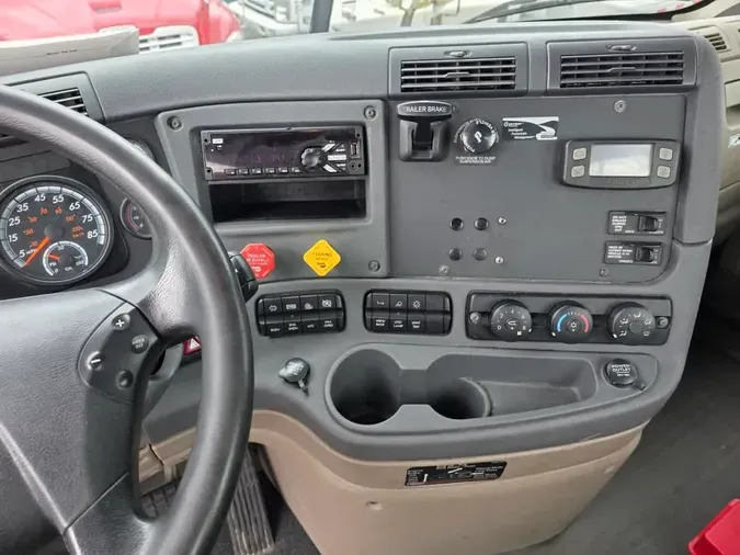 2019 FREIGHTLINER CASCADIA 125