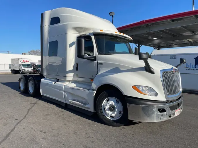 2020 NAVISTAR INTERNATIONAL LT625 SLPR CAB