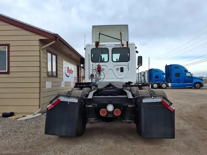 2017 FREIGHTLINER/MERCEDES CASCADIA 1257019351638d2fec51096644a11141782