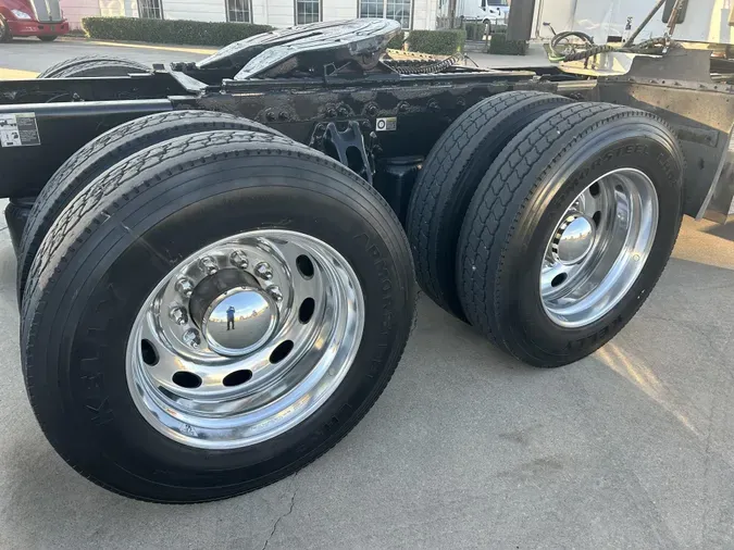 2020 Peterbilt 567