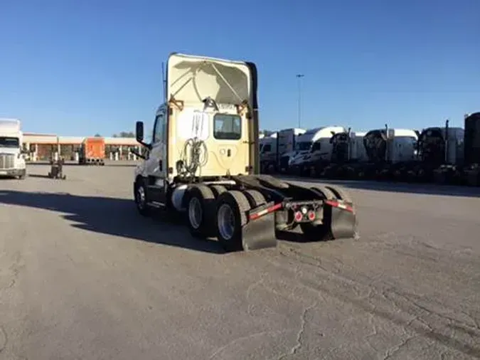 2019 Freightliner Cascadia