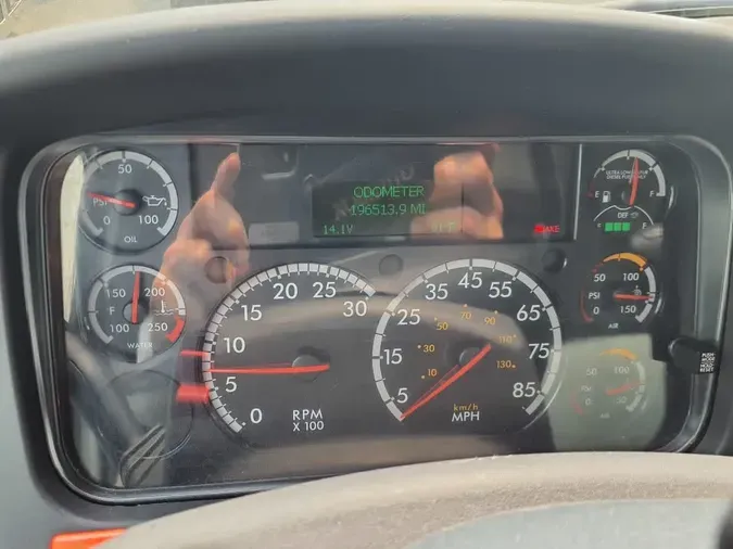 2020 FREIGHTLINER M2 106