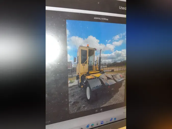 2021 AUTOCAR ACTT42701ecede1984f5d2d04a9d75184685e8