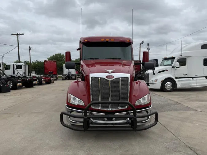 2022 Peterbilt 579