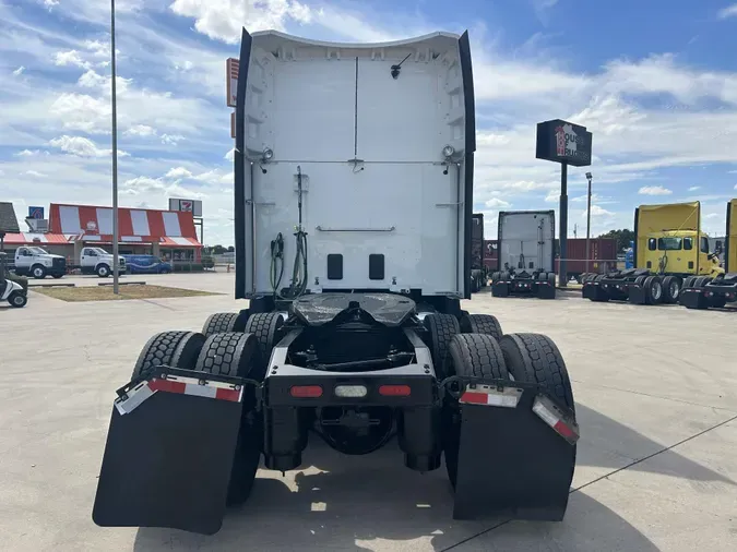 2022 Peterbilt 579