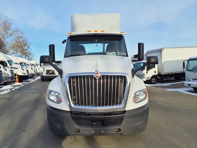 2019 NAVISTAR INTERNATIONAL LT625 DAYCAB T/A