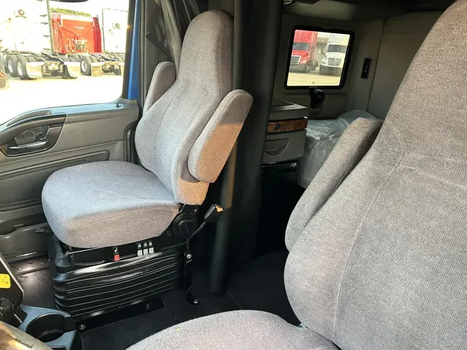 2020 International LT625