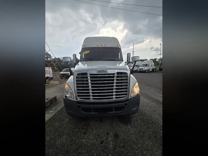 2019 FREIGHTLINER/MERCEDES CASCADIA 125