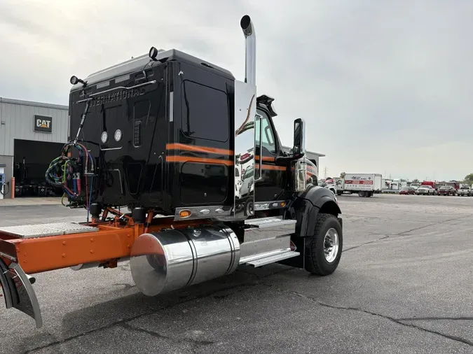 2027 International HX520 SLEEPER