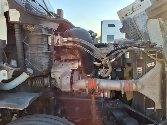 2018 FREIGHTLINER/MERCEDES CASCADIA 125