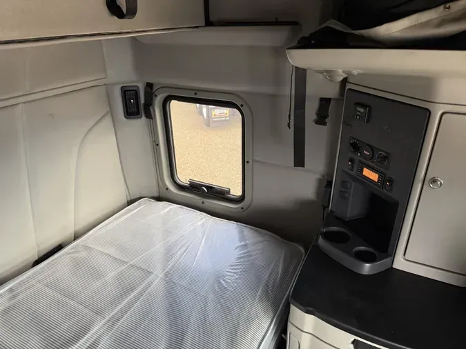 2021 Peterbilt 579703d7dc5c6a64d29335d4d94bbd85df0