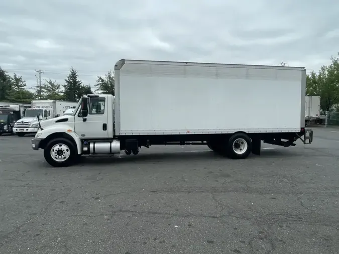2018 NAVISTAR INTERNATIONAL 4300 LP