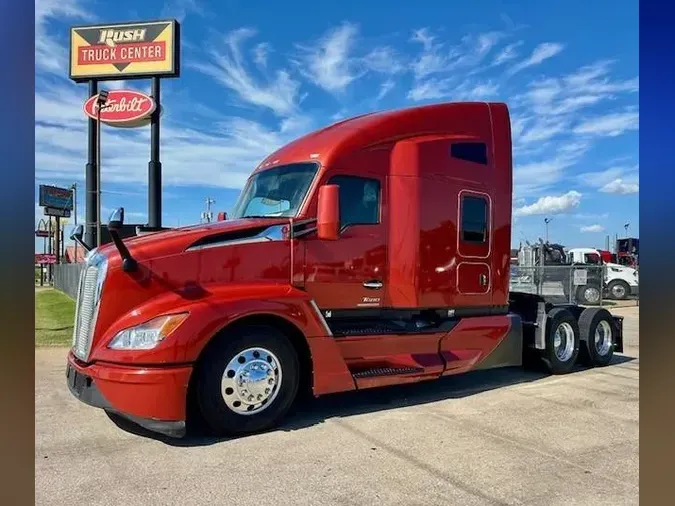 2023 Kenworth T680