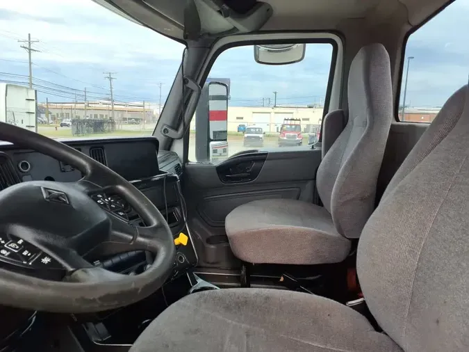 2019 NAVISTAR INTERNATIONAL LT625 DAYCAB T/A